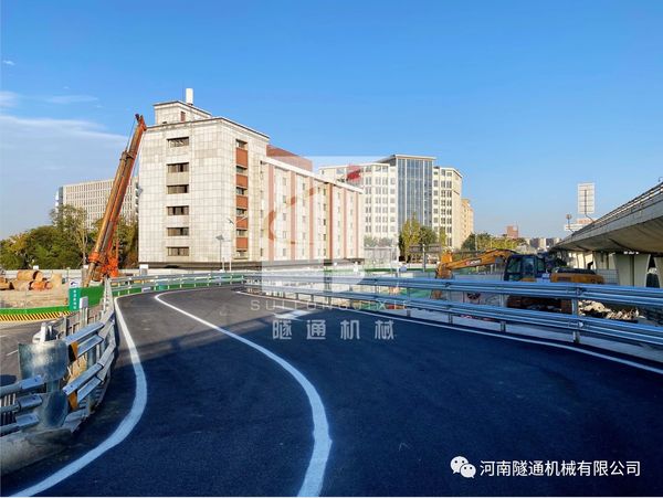 中国水利水电第七工程局有限公司成都轨道交通19号线钢便桥项目顺利通车(图3)