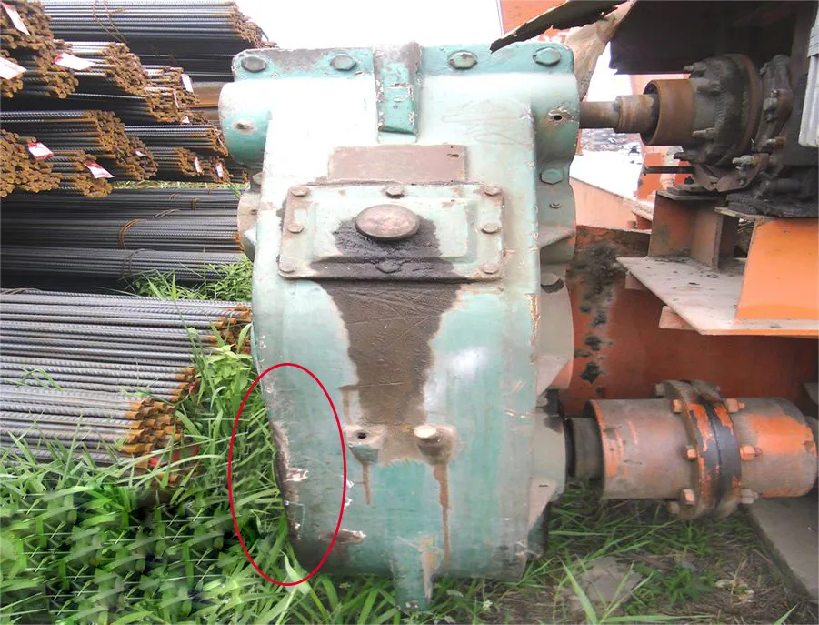10.Field condition inspection Reduction gearbox knocked over